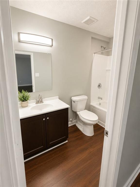Building Photo - 37 Windgate Dr