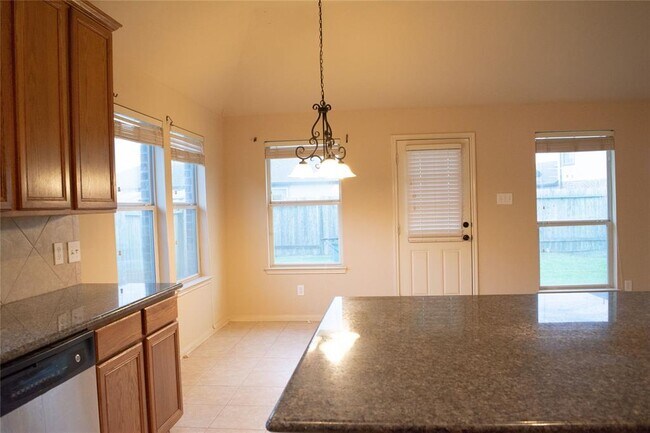 Building Photo - 100 San Simeon Dr