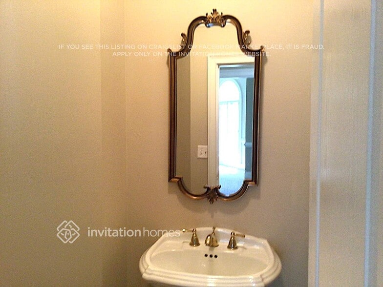 Building Photo - 841 Cramac Dr