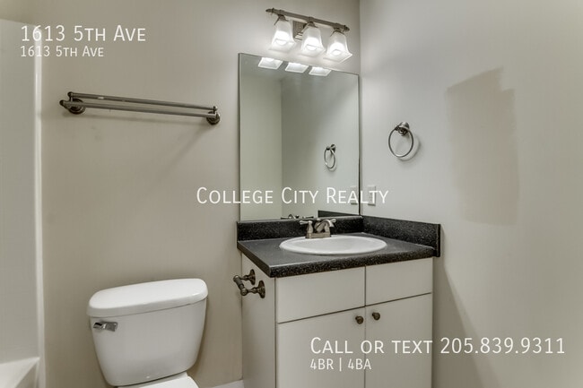 Building Photo - 1613 5th Ave