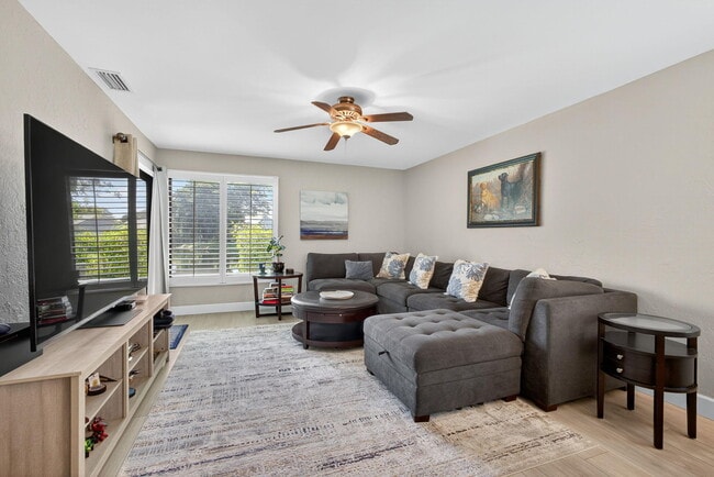 Building Photo - 406 Harbour Pointe Way