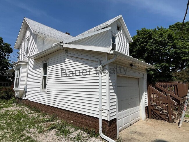 Building Photo - South Central Local Schools
