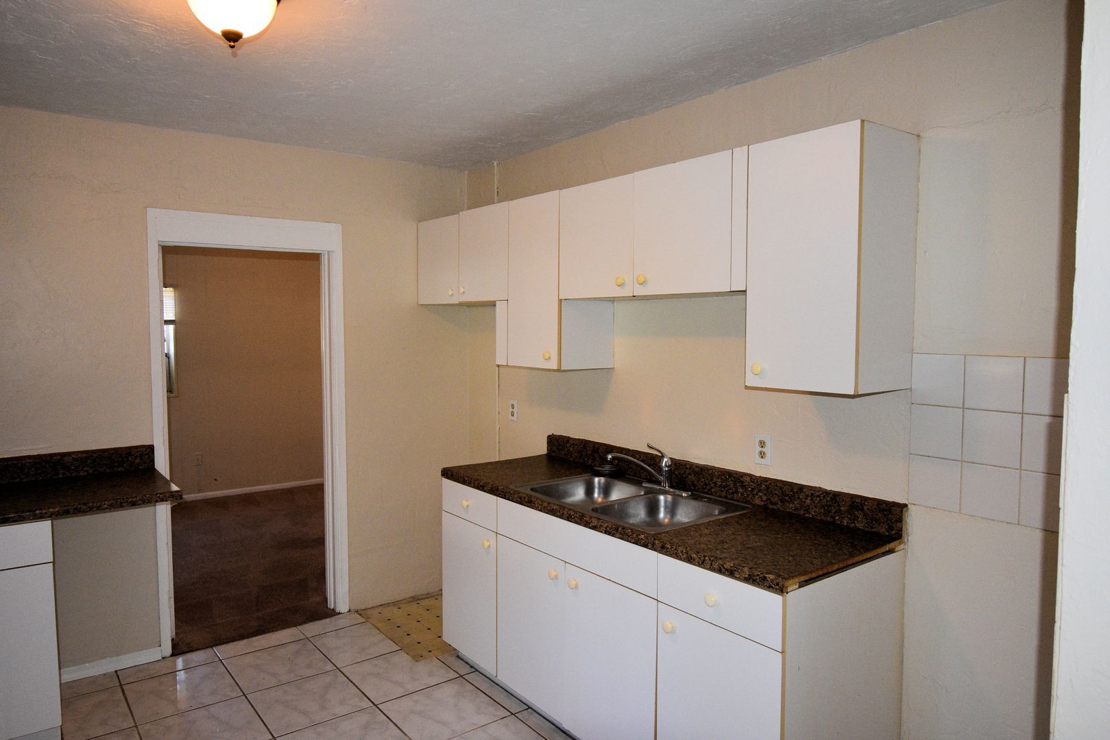 Building Photo - COMING SOON: 2/1 off Palm Beach Blvd