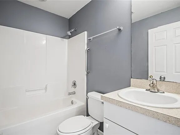 Building Photo - 4440 28th St SW
