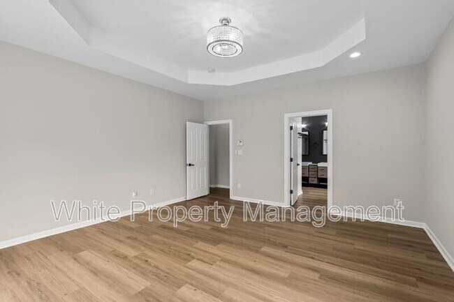 Building Photo - 11012 Southfield Dr