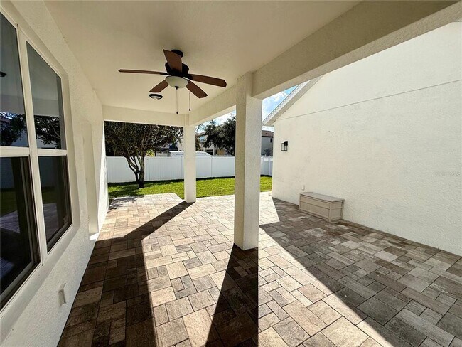 Building Photo - 6060 Roseate Spoonbill Dr