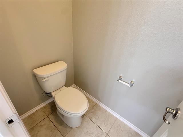 Building Photo - 516 Rustic Oak Ln