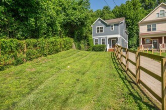 Building Photo - Beautiful 3-bed, 2.5-bath home offering 2,003 sq ft in the heart of East Nashville