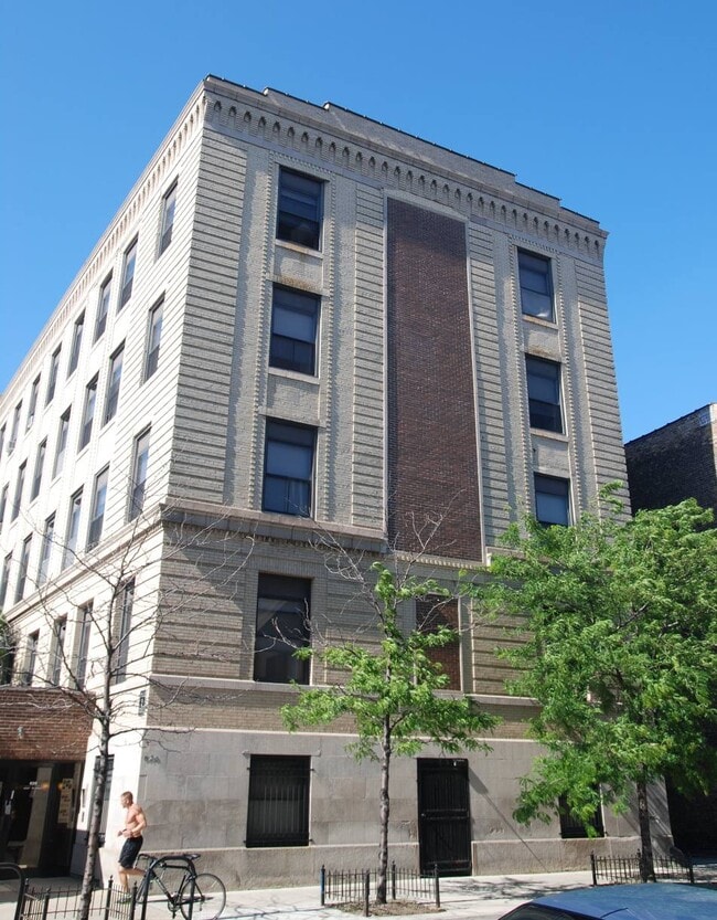 Primary Photo - 620 W. Belmont