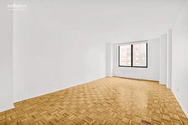 Building Photo - 380 Rector Pl