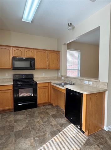 Building Photo - 2146 Stonebrook Ln