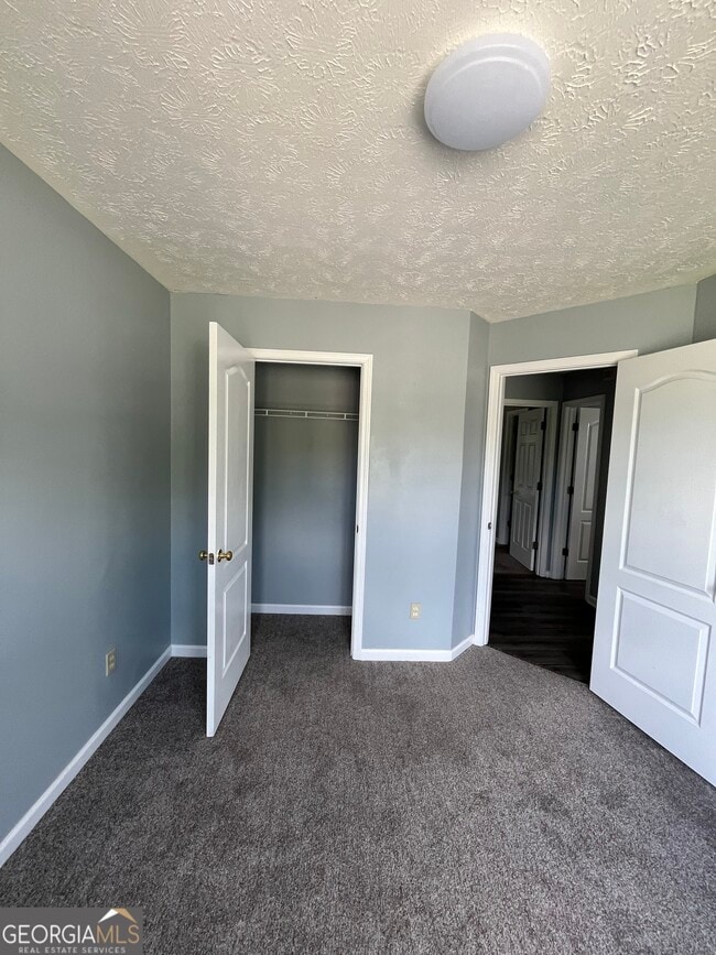Building Photo - 506 Rosewood Cir