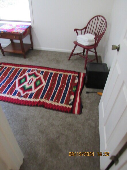 Building Photo - 6452 W Vw Ave