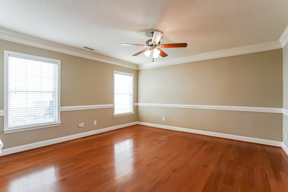 Building Photo - 124 Sleeper Car Ln