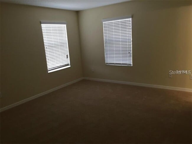 Building Photo - 13048 Garridan Ave