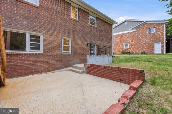 Building Photo - 11410 Mary Catherine Dr