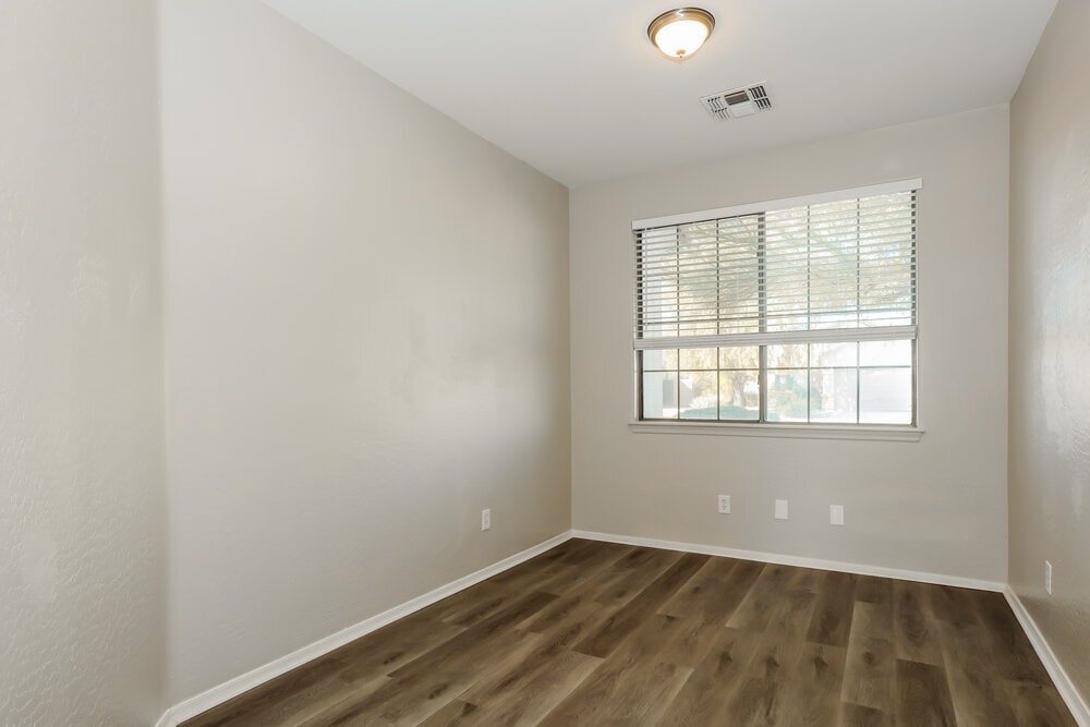 Building Photo - 12559 W Monterey Way