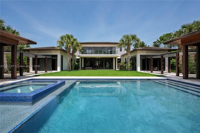 Building Photo - 9000 SW 63rd Ct