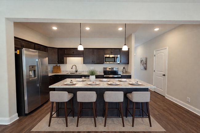 Building Photo - $250 OFF Move In Special!