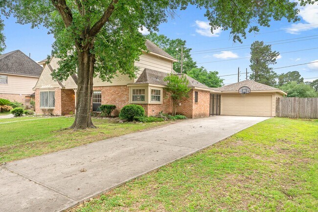 Building Photo - 18107 Shadow Valley Dr