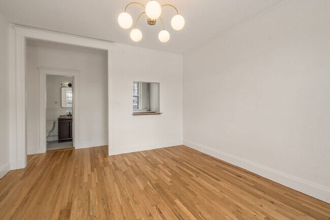Building Photo - 309 Allston St