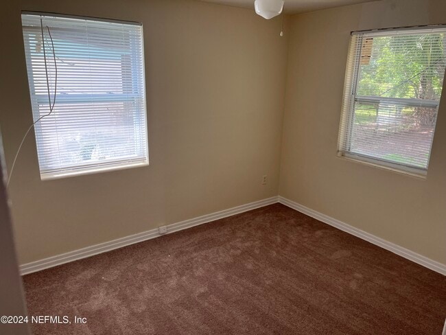 Building Photo - 2414 Rogero Rd