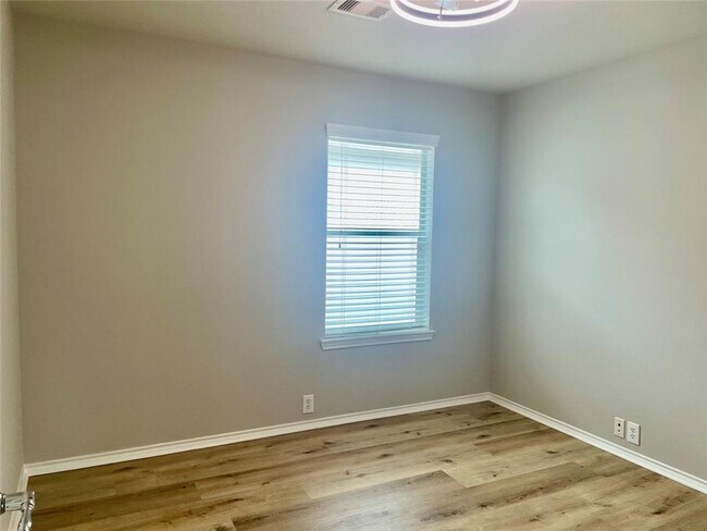 Building Photo - 7223 Toad Hollow