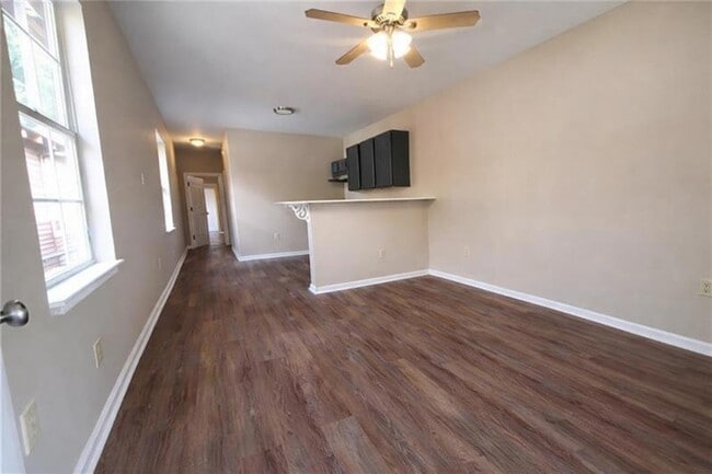 Building Photo - 1703 Clouet St