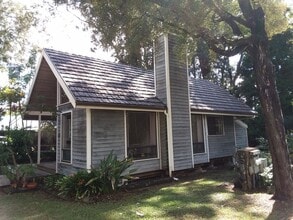 Building Photo - Curtin, Dennis (Cottage)