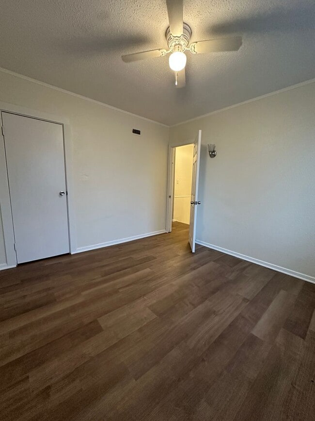 Building Photo - 35 Riley Manor Cir