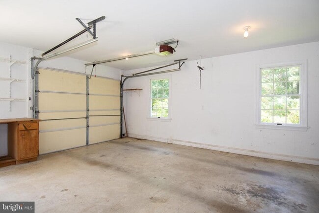 Building Photo - 27370 Rest Cir