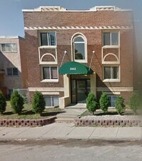 Building Photo - 3042 13th Ave S