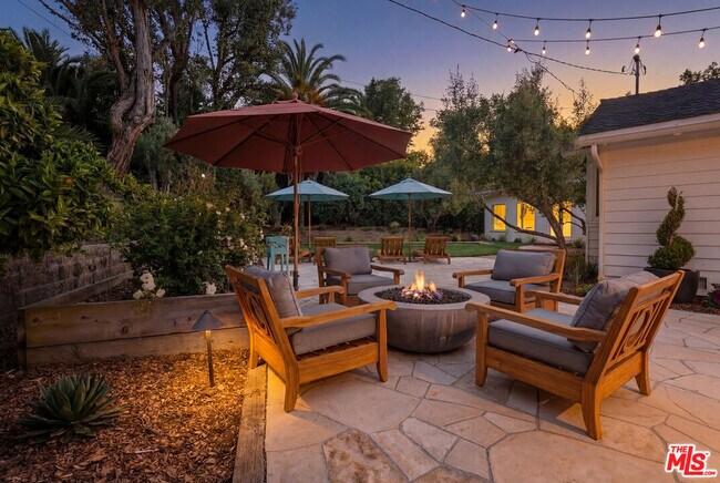 Building Photo - 6456 Sycamore Meadows Dr