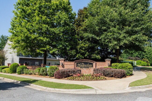 Building Photo - 1214 Charleston Ct