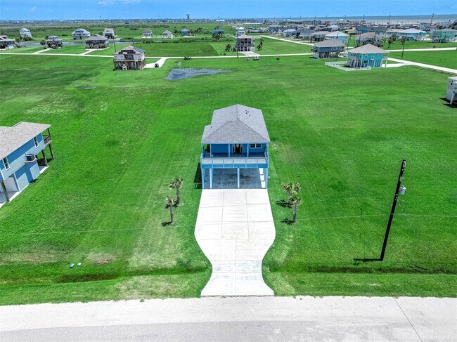 Building Photo - 4019 Mitote Dr