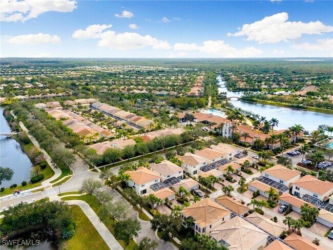 Building Photo - 28470 Villagewalk Blvd