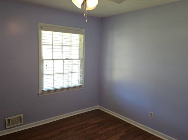 Building Photo - 6116 Evans Dr