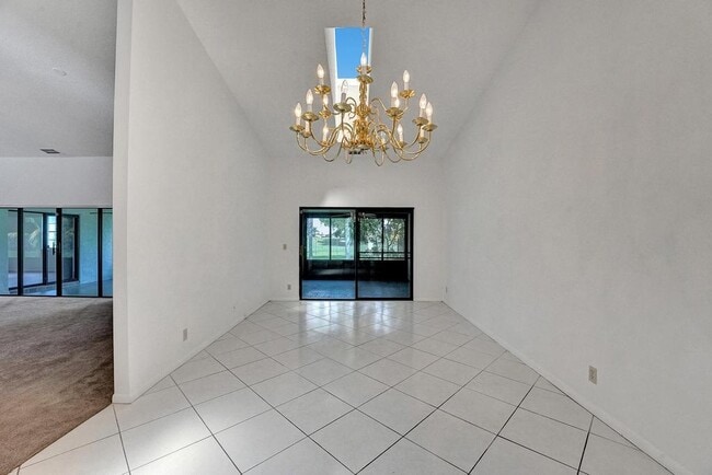 Building Photo - 8578 Eagle Run Dr