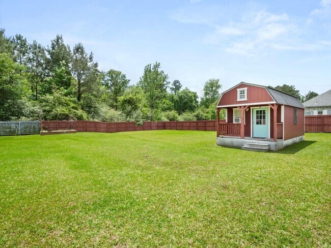 Building Photo - 315 Veterans Ln