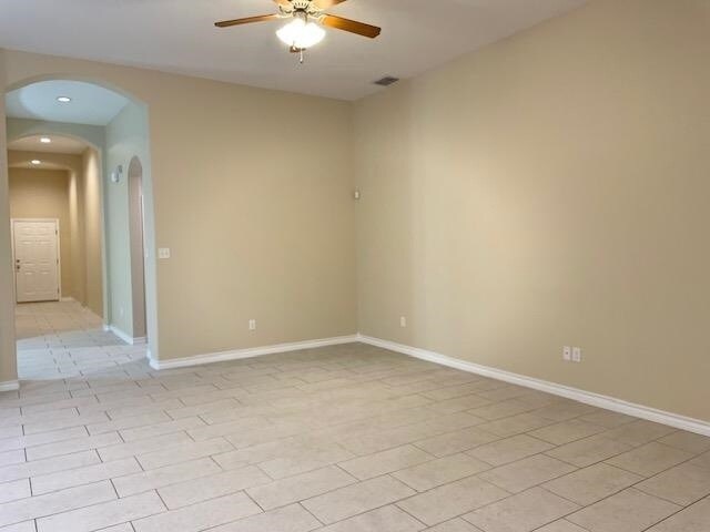 Building Photo - 507 Altozano Dr