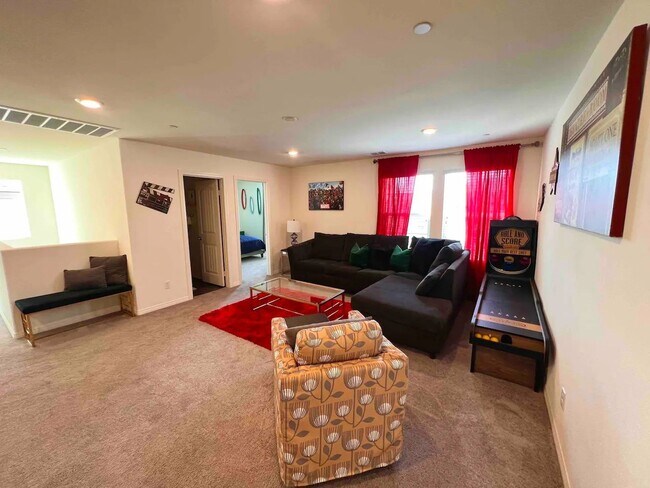 Building Photo - 3062 Flagstaff Dr