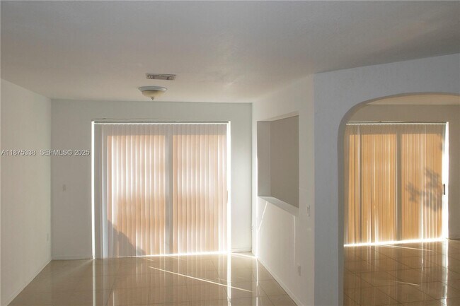 Building Photo - 13864 SW 273rd Terrace