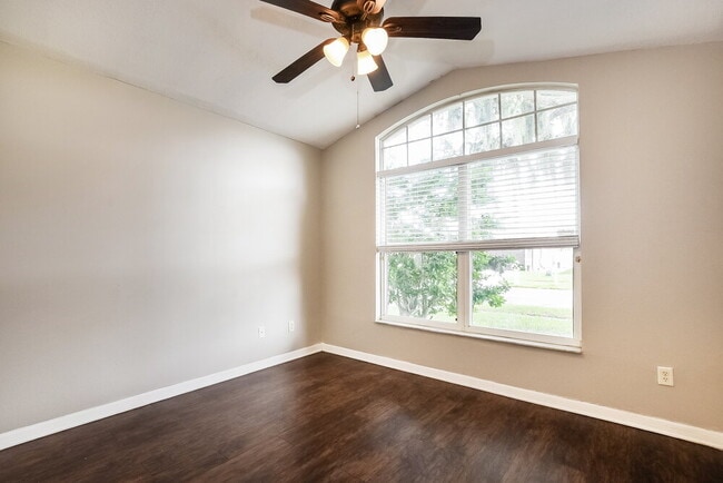 Building Photo - 10733 Brown Trout Cir