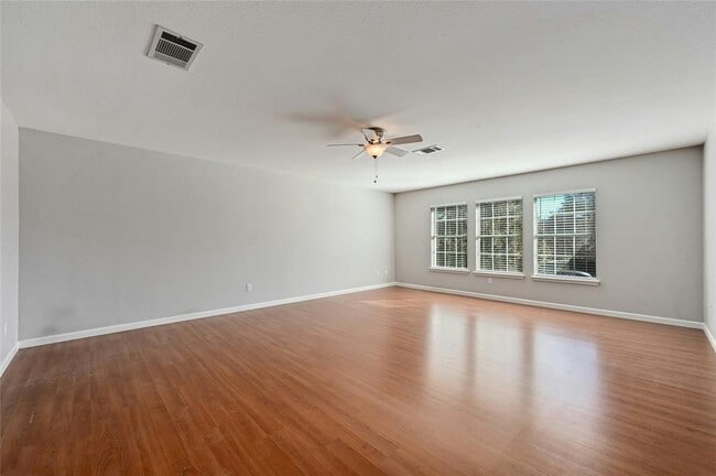 Building Photo - 8139 Evadean Cir