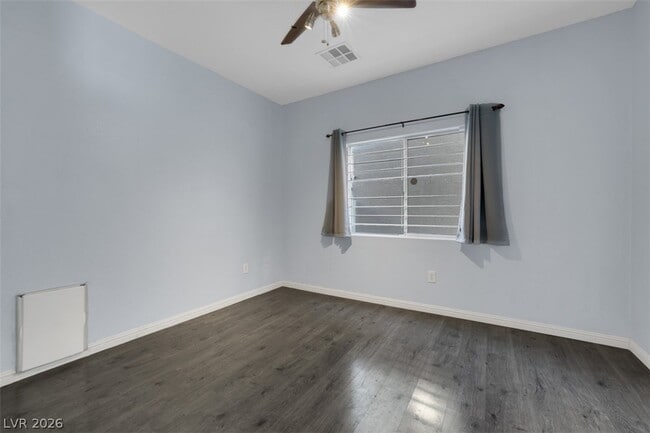 Building Photo - 1824 N Peridot Point St