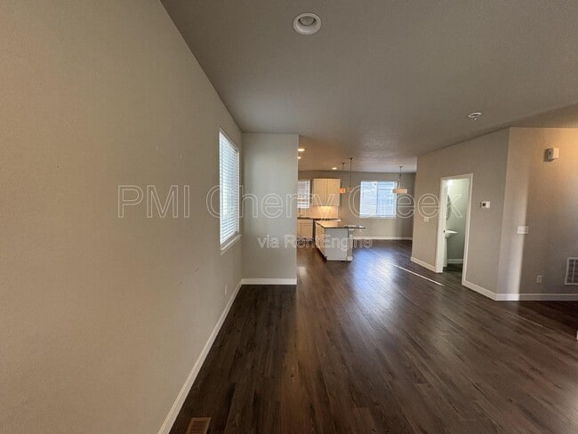 Building Photo - 2406 S Troy Ct