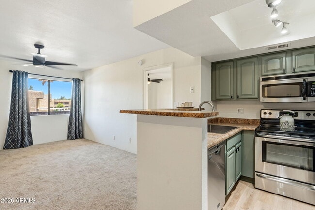 Building Photo - 3601 W Tierra Buena Ln