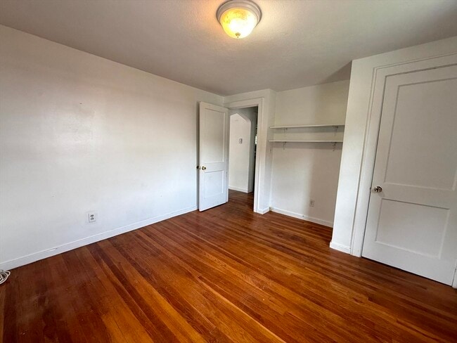 Building Photo - 43 Aldrich Rd
