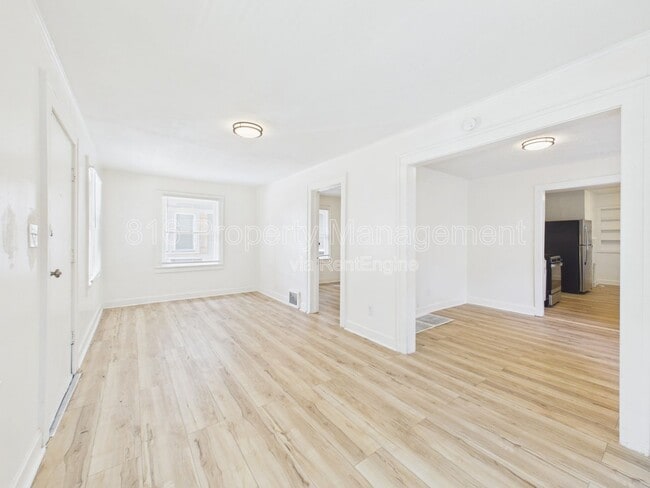 Building Photo - 7131 Olive St