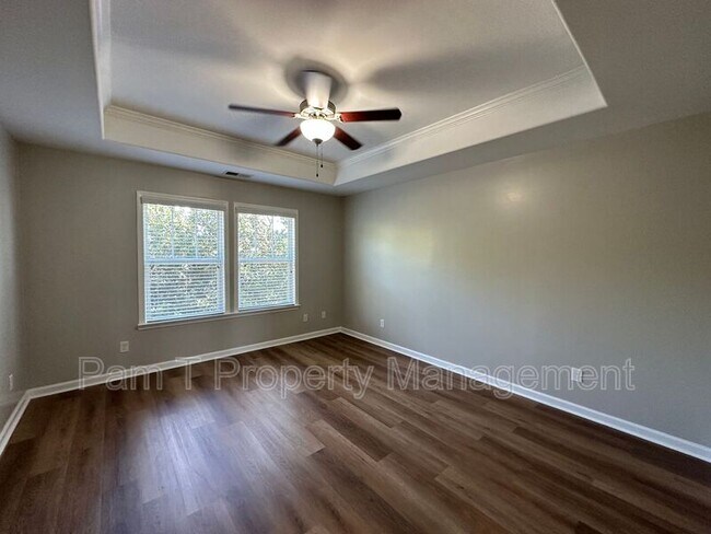 Building Photo - 106 Sonata Cir